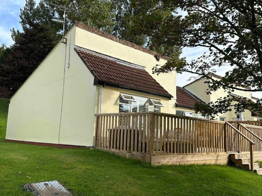 Frankie'S Holiday Lodge Gunnislake Exterior photo